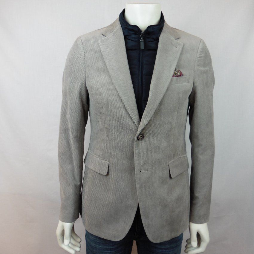 Americana beige de Alexander & Co.