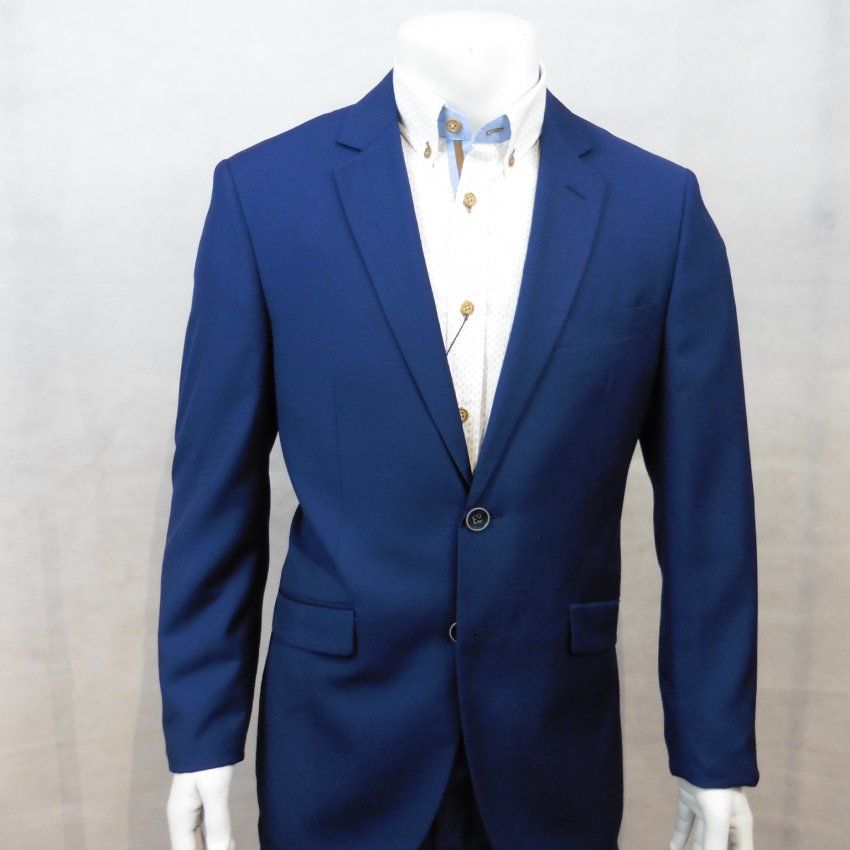 Traje azul tinta de Javier Lobato