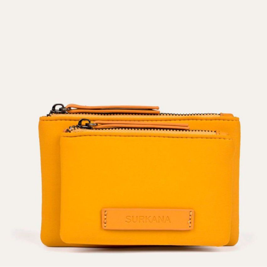 Monedero ocre de Surkana