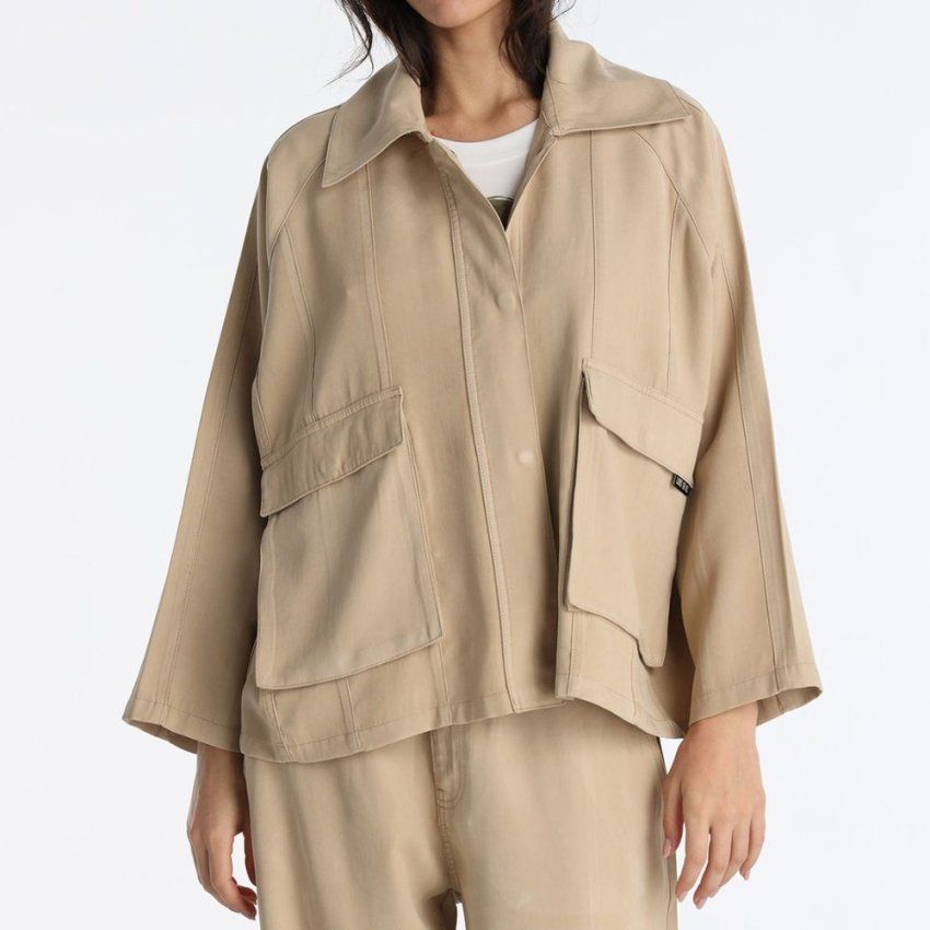 Chaqueta beige de Lois