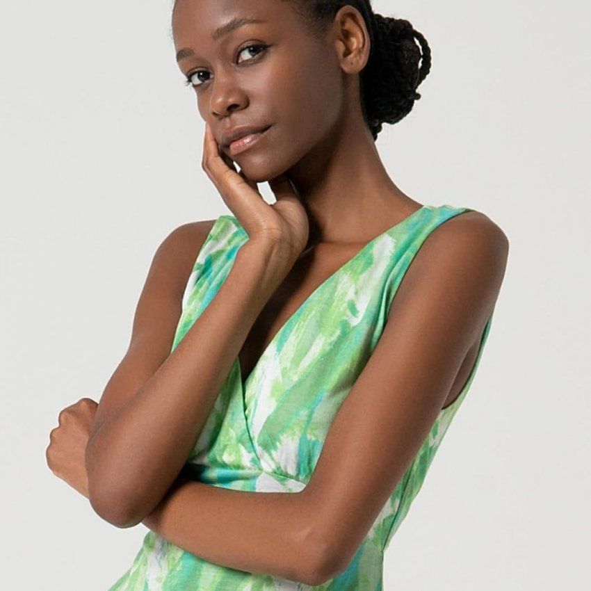 Vestido pinceladas verdes de Surkana