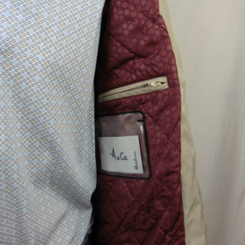 Gabardina acolchada de Alexander & Co.