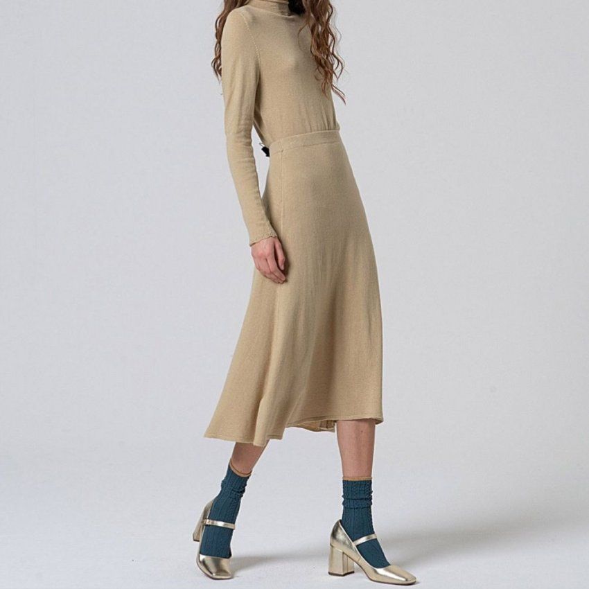 Falda de punto beige de Surkana