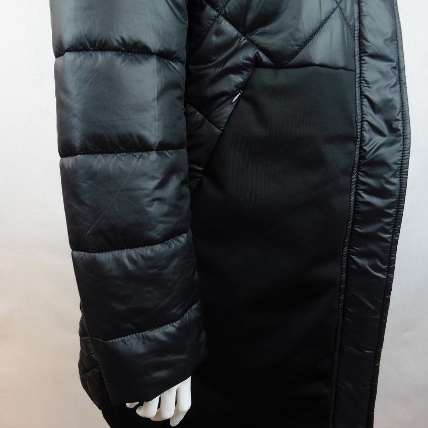 Chaquetón midi negro de WNT Collection