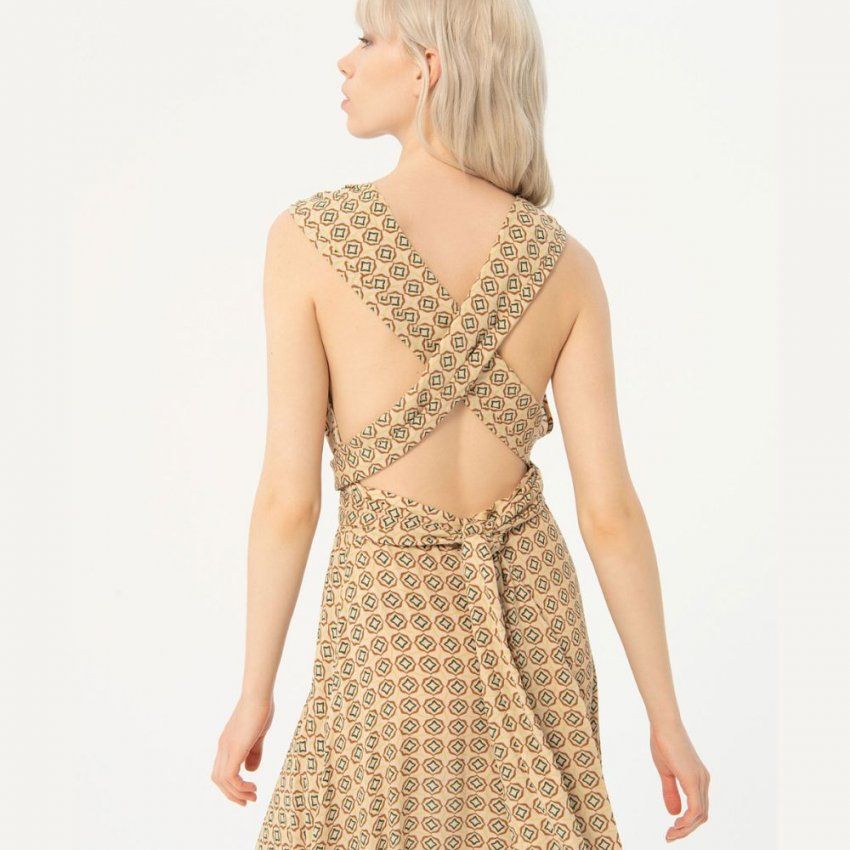 Vestido largo verde tirantes multi posiciones de Surkana