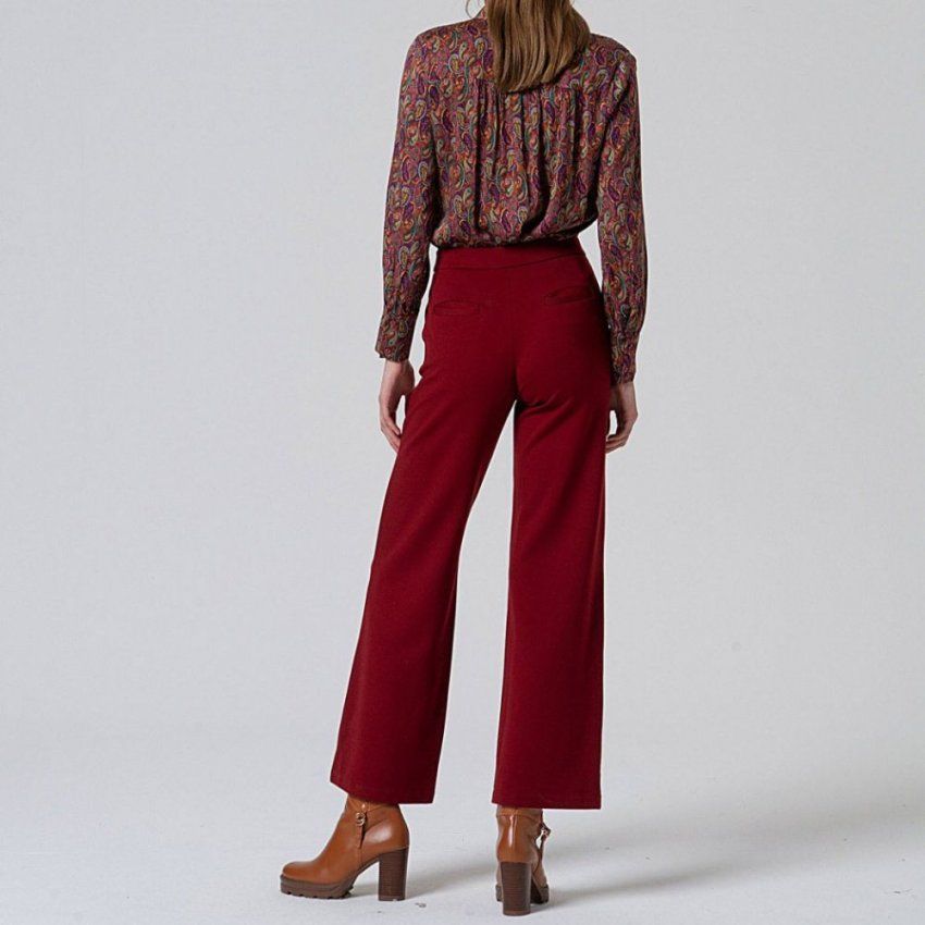 Pantalón punto rojo de Surkana