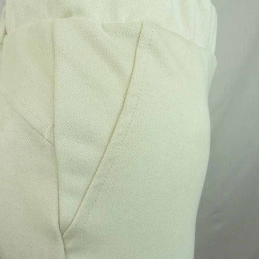 Pantalón crudo diagonal de Lourdes Castillo