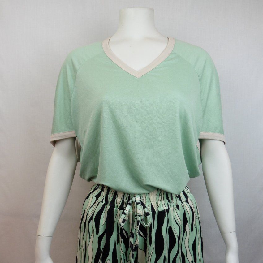 Camiseta oversize verde agua de WNT Collection