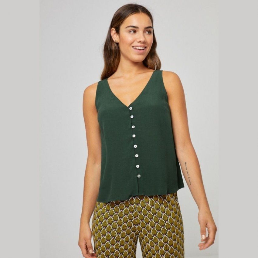 Pantalón pistacho flor grande de Surkana