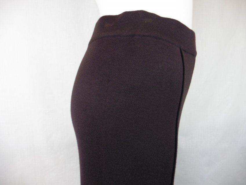 Pantalón punto marrón de WNT Collection