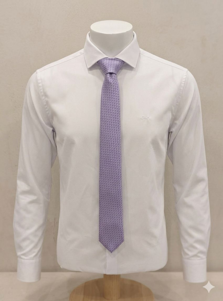 Corbata estrecha de Cencibel