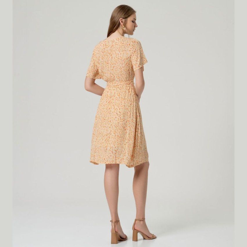 Vestido estampado salmón de Surkana