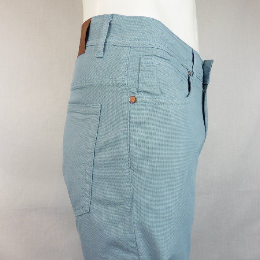 Pantalón corto mil puntos de Tomé