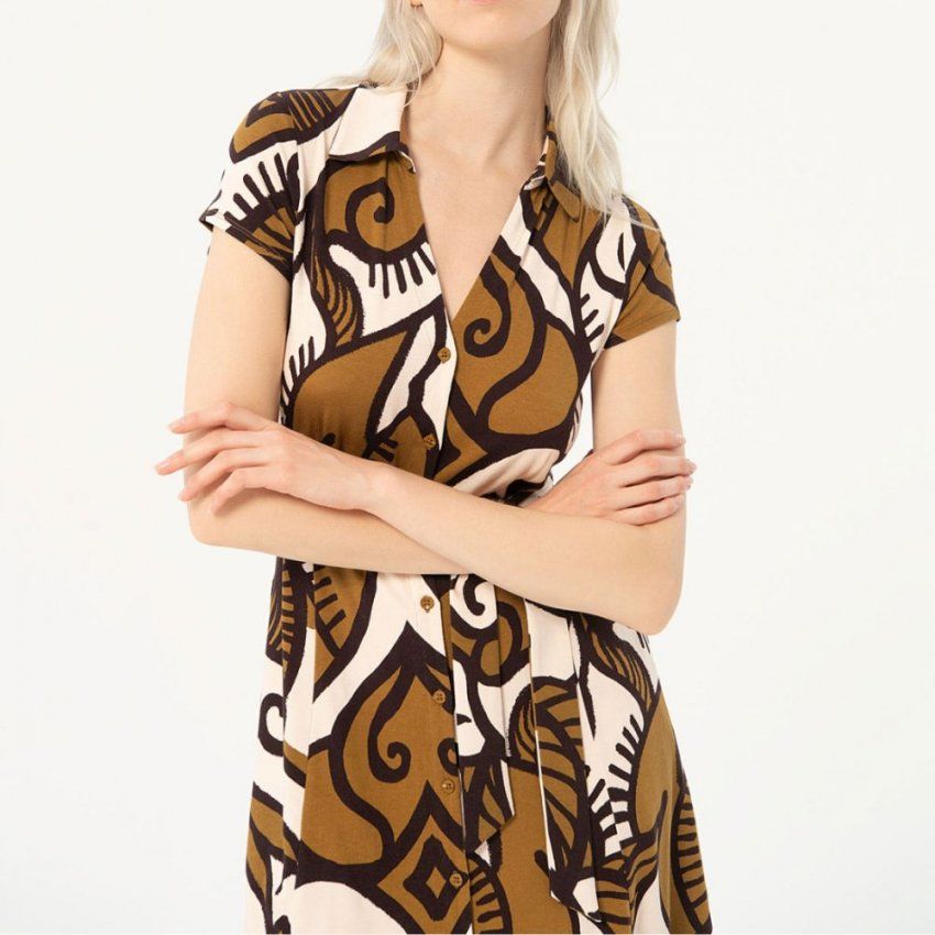 Vestido hojas grandes camel de Surkana