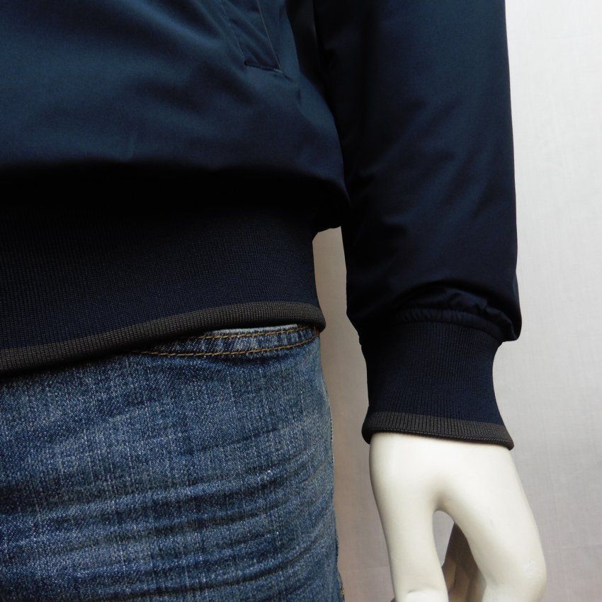 Cazadora acolchada azul marino de Dos Galgos