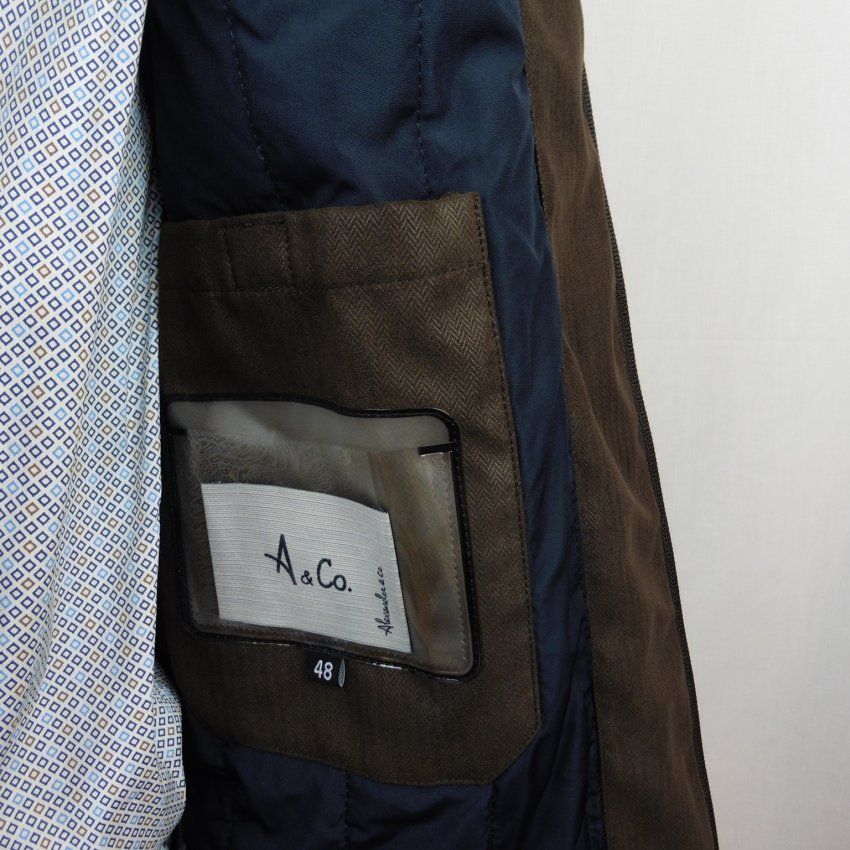 Chaquetón marrón de Alexander & Co.