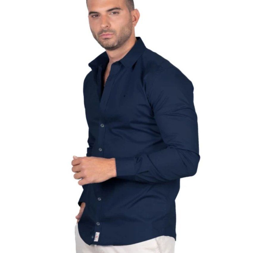 Camisa lisa azul marino de Yellow Skin