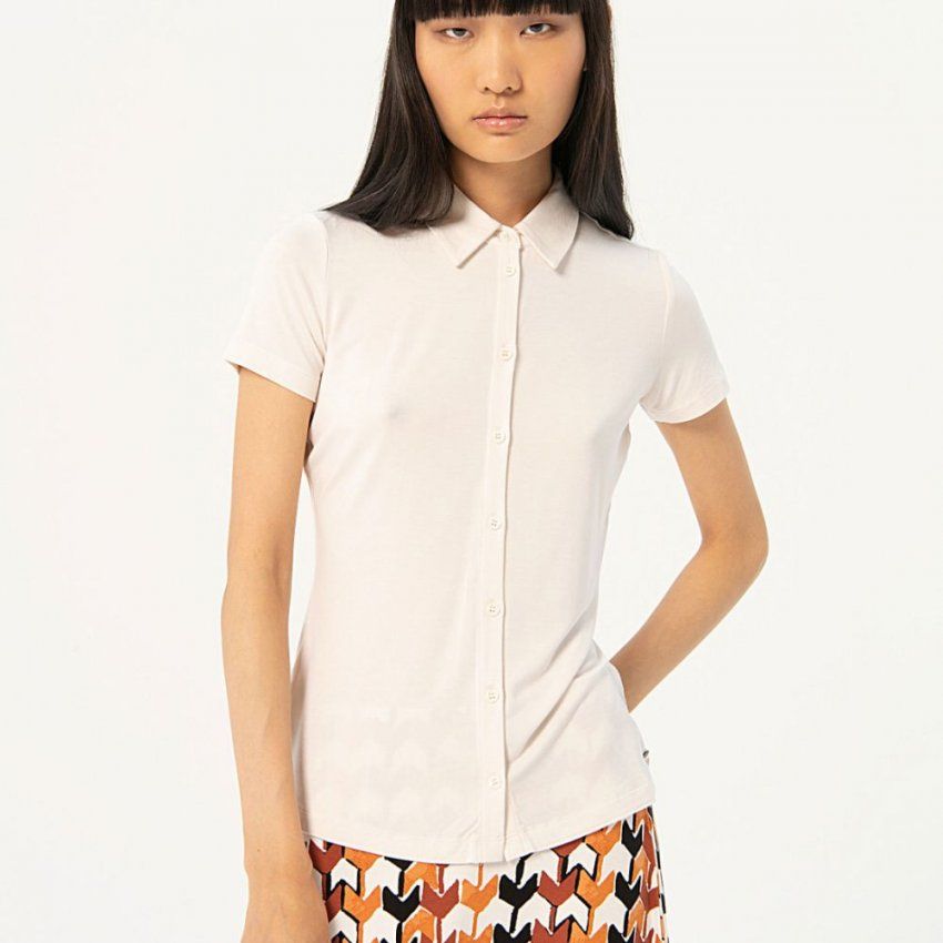 Camisa de punto blanca de Surkana