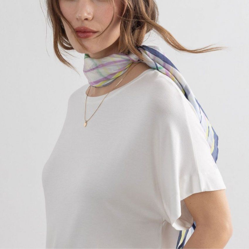 Camiseta blanca de Surkana