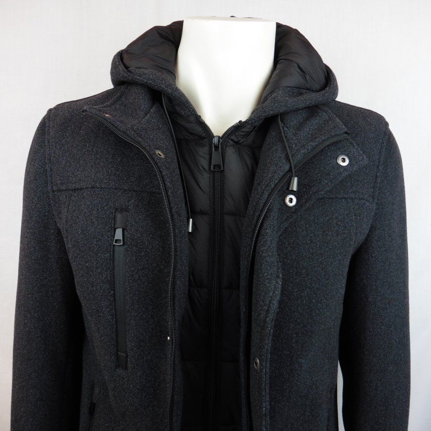 Chaquetón paño gris oscuro de Alexander & Co.