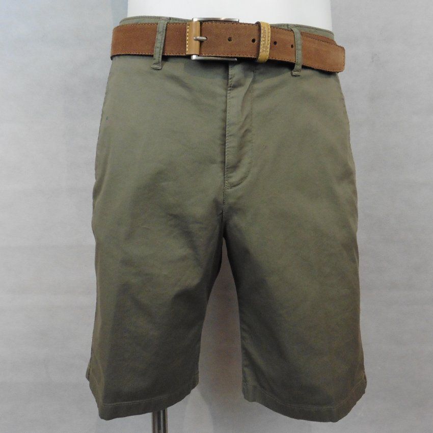 Pantalón corto verde de Tayron´s