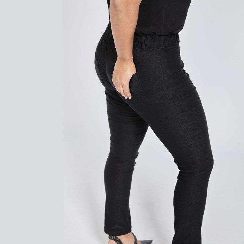 Pantalón elástico negro de SPG Woman