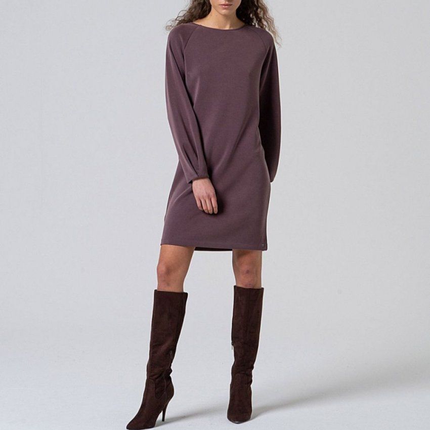 Vestido berenjena claro de Surkana