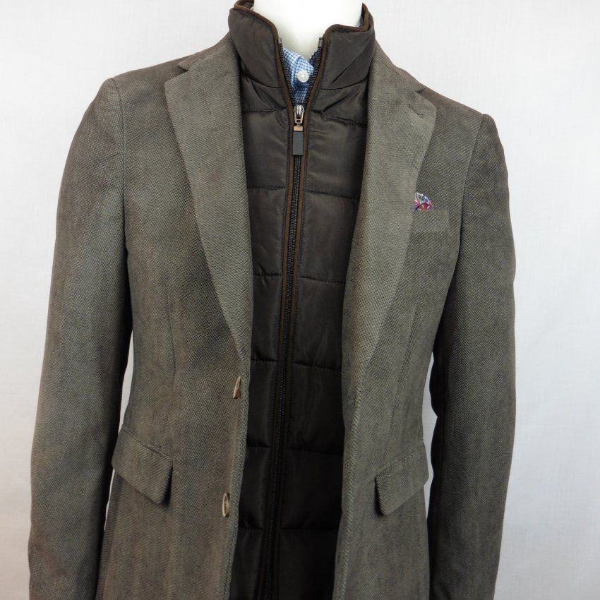 Americana marrón de Alexander & Co.