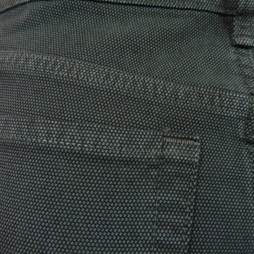 Pantalón 5 bolsillos negro dibujo de West