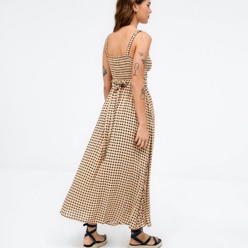 Vestido largo cruzado de Surkana