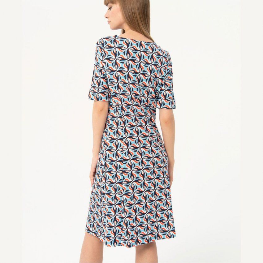 Vestido estampado azules y naranja de Surkana