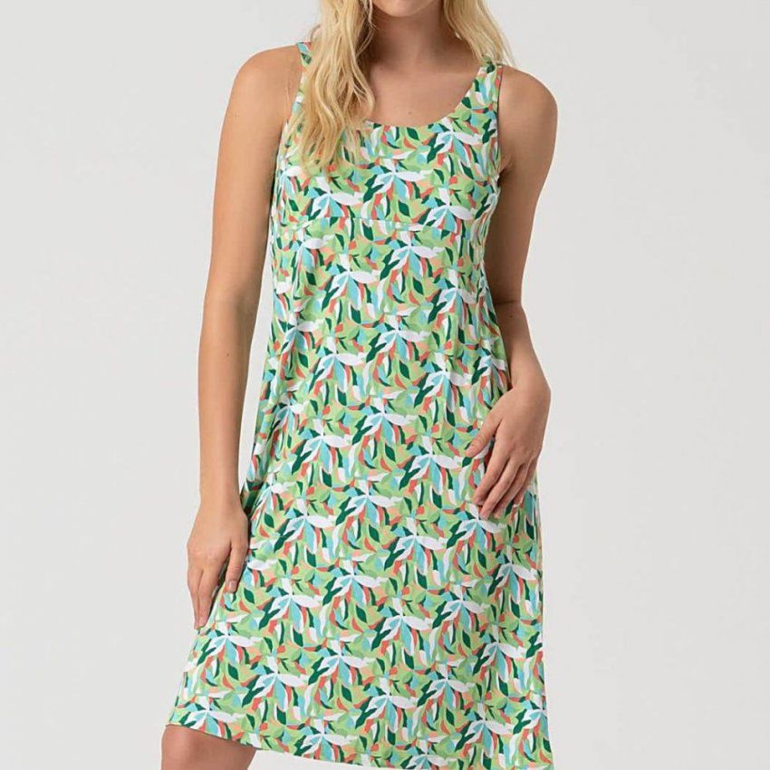 Vestido estampado hojas verdes de Surkana