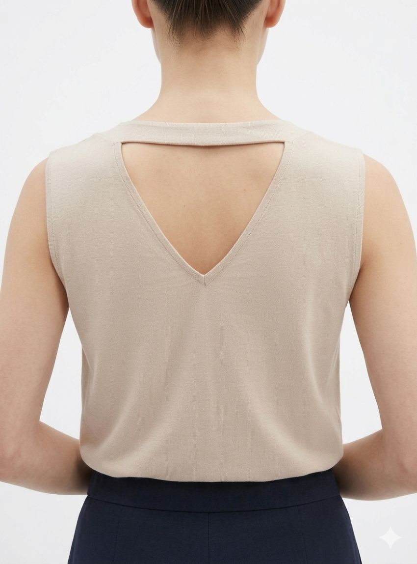 Camiseta beige sin mangas de WNT Collection