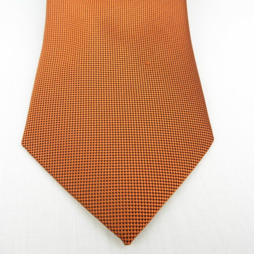 Corbata naranja con micro dibujo negro de Boccola