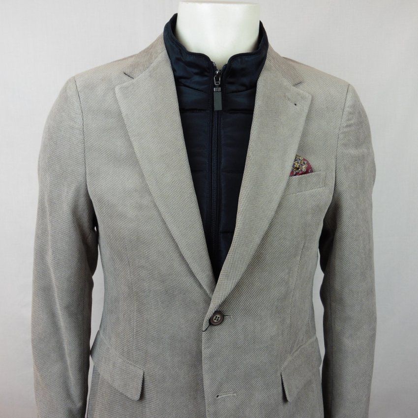 Americana beige de Alexander & Co.