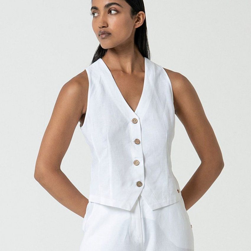 Chaleco blanco de Surkana