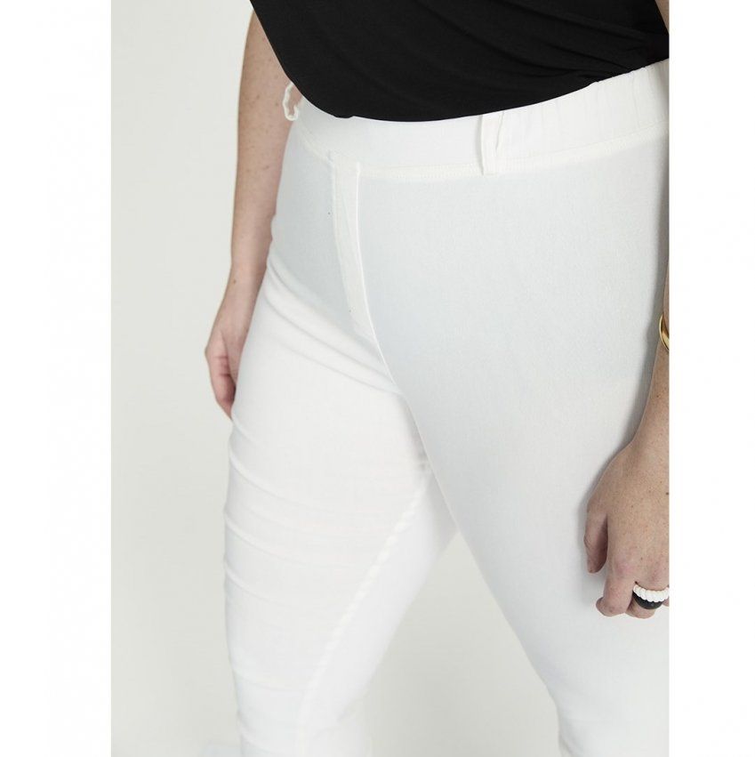 Pantalón corsario blanco  de SPG Woman