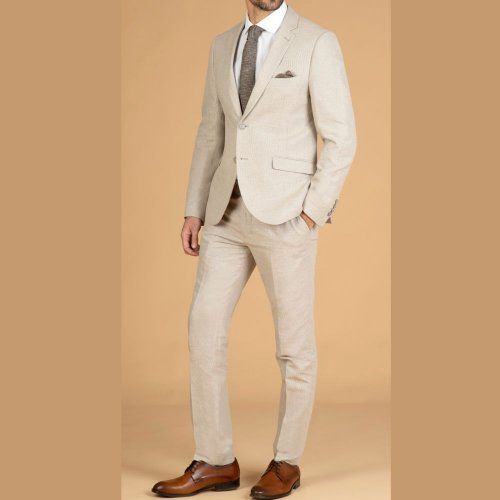 Traje beige de True Man