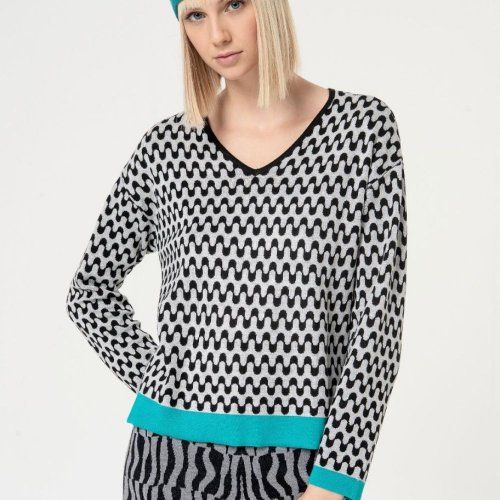 Jersey pico ondas negro de Surkana