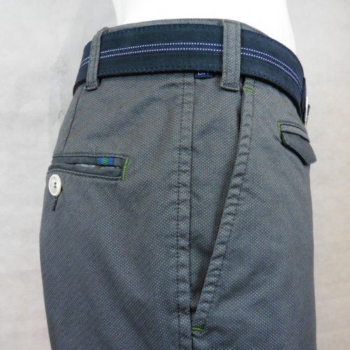 Pantalón gris de Décimo Hombre