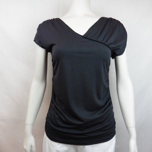 Camiseta drapeada gris oscuro de WNT Collection