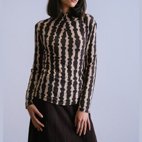 Camiseta beige dibujo marrón de WNT Collection