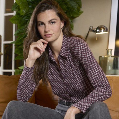 Camisa de punto estampado flor pequeña de Surkana