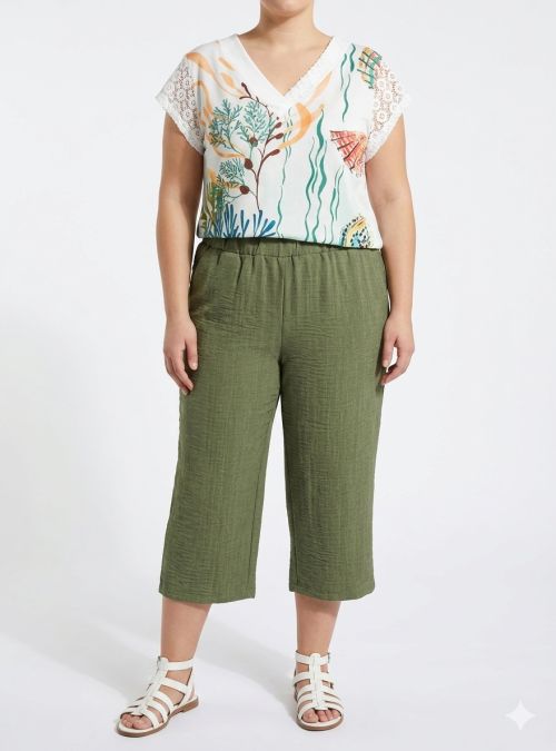 Pantalón corsario verde de Lourdes Castillo