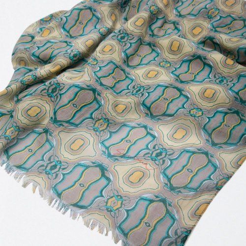 Pañuelo estampado grande de Surkana