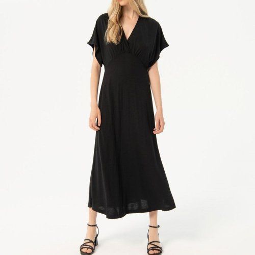 Vestido largo negro de Surkana