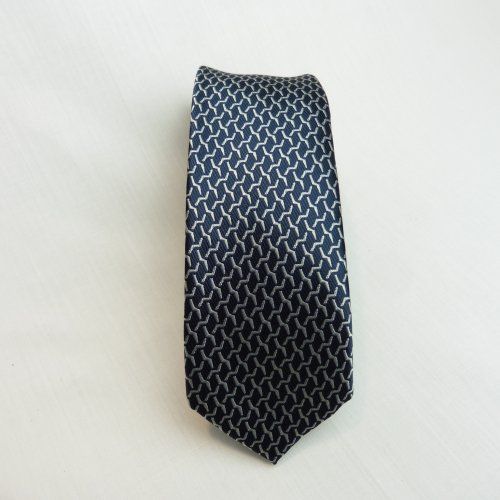 Corbata estrecha de Cencibel